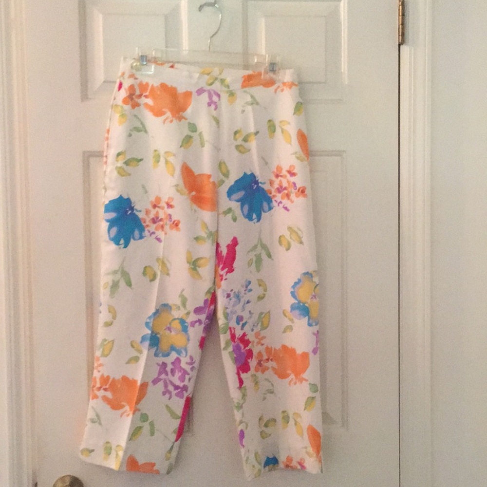 Floral Silk / Cotton Print Capris